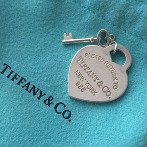 Tiffany heart lock & key pendant